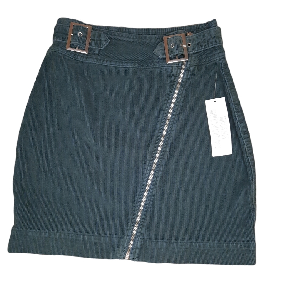 NWT Urban Outfitters Green Corduroy Mini Skirt Small New with Tags